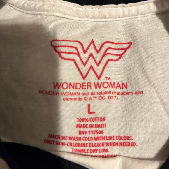 Dc-comics Men's White T-shirt - Picture 3 of 4